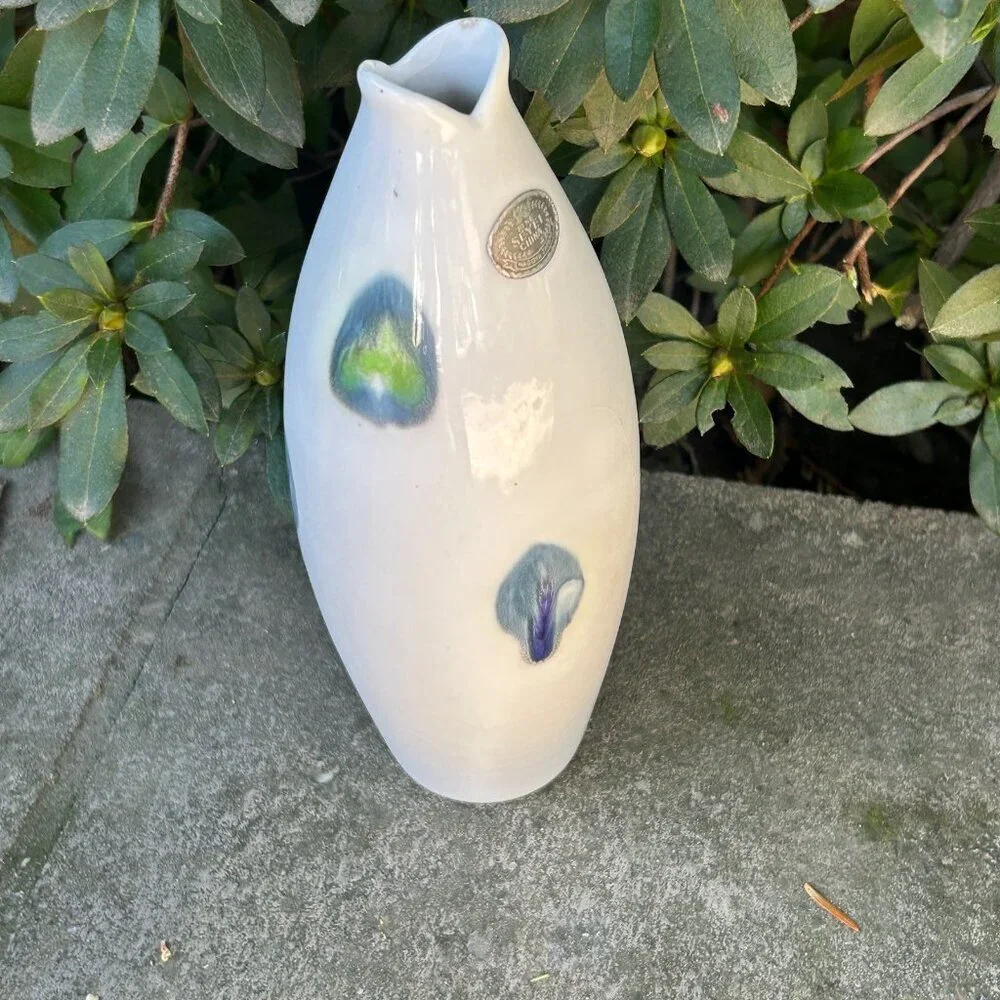 Seyei Japanese Porcelain Bud Floral Vase Mid Century